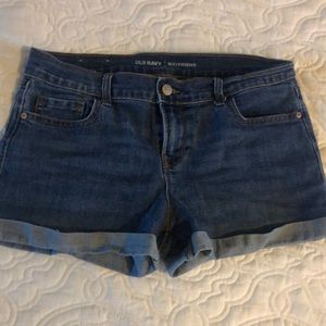 Old Navy Boyfriend fit shorts